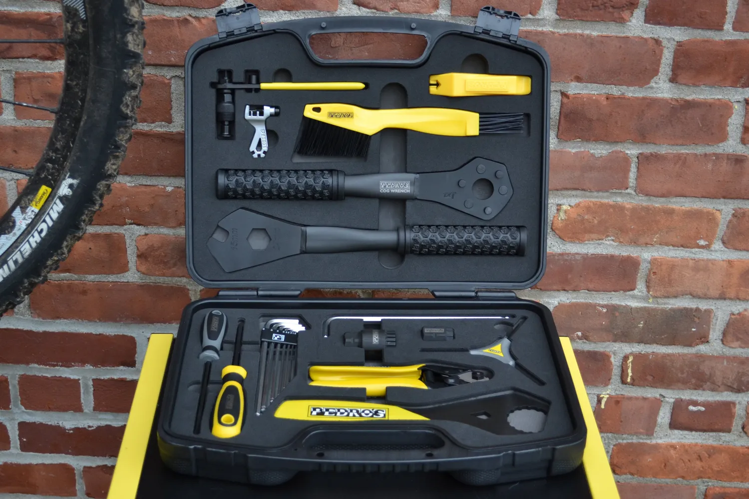 Pedro's Apprentice Tool Kit attrezzi bici 22 pezzi valigetta