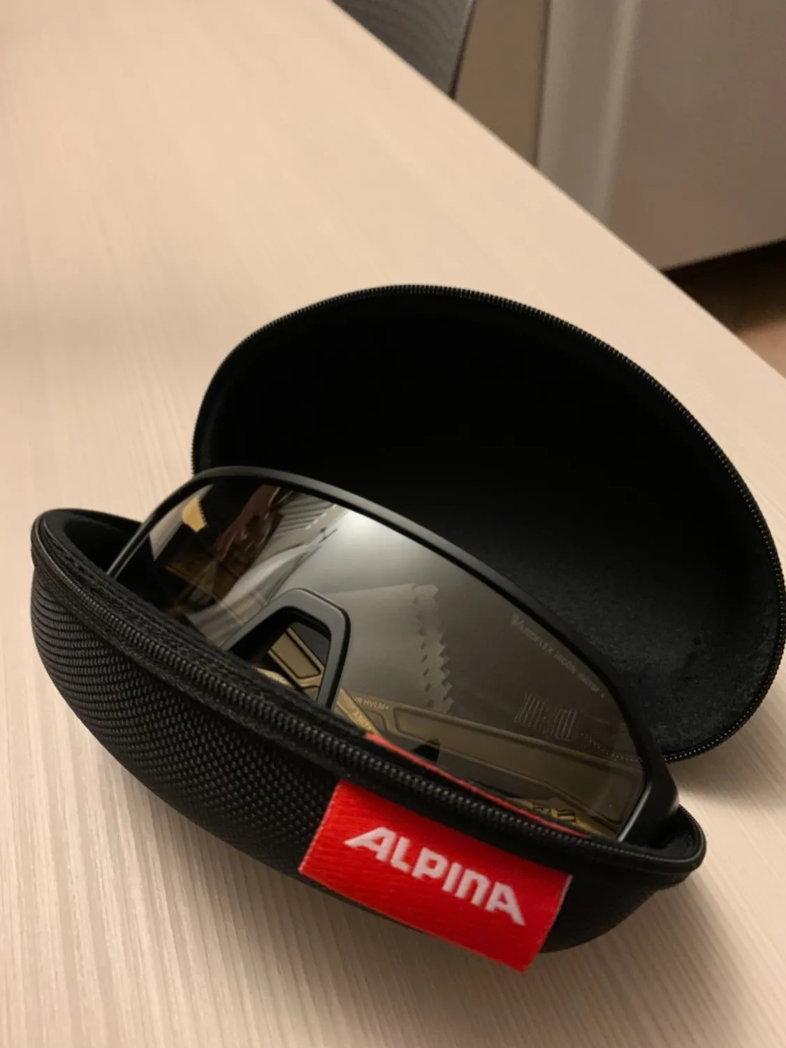 Alpina Ram HVLM+ occhiali bici trail fotocromatici