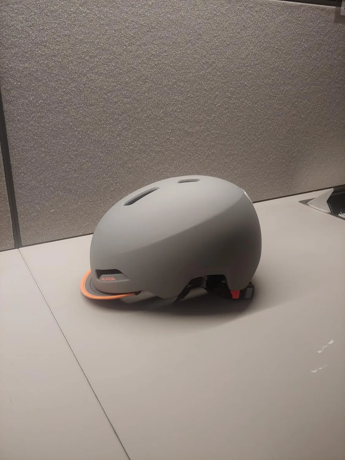 Alpina Brooklyn casco bici 52-57 cm Black matt urbano