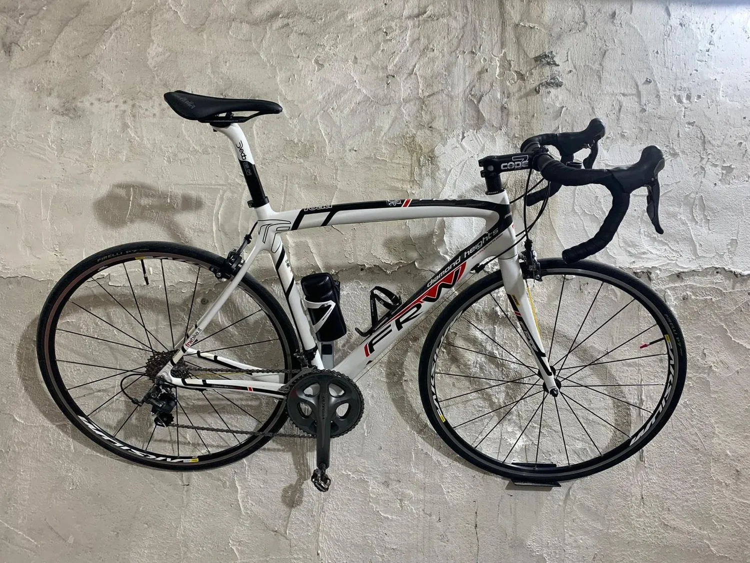 Borgen gancio parete bici a pedale salvaspazio 30 kg