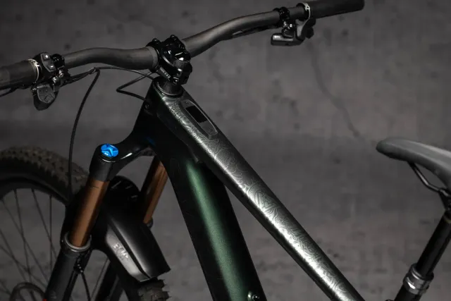 Dyedbro Viking e-Bike protezione telaio nera opaca
