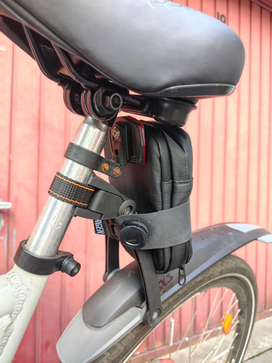 Borgen borsa sottosella bici nera S 120 g idrorepellente