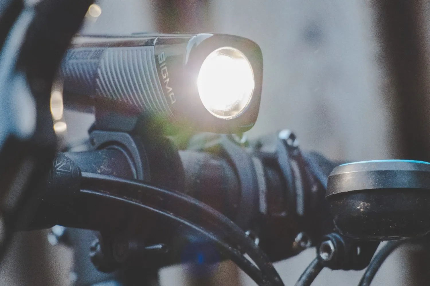 Sigma Buster 800 + RL 80 kit luci bici 800 lumen