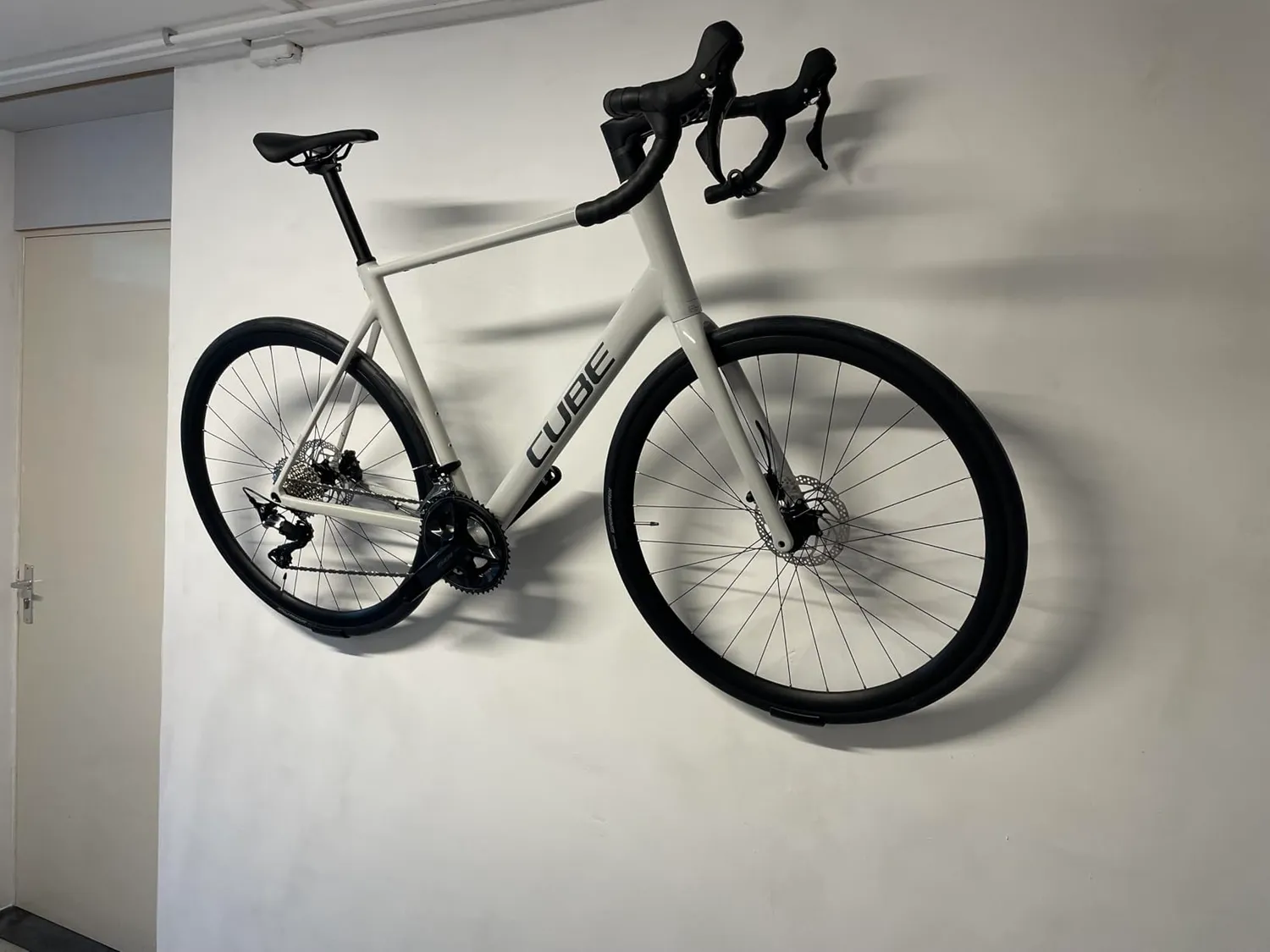 Borgen supporto bici da parete orizzontale 18 kg