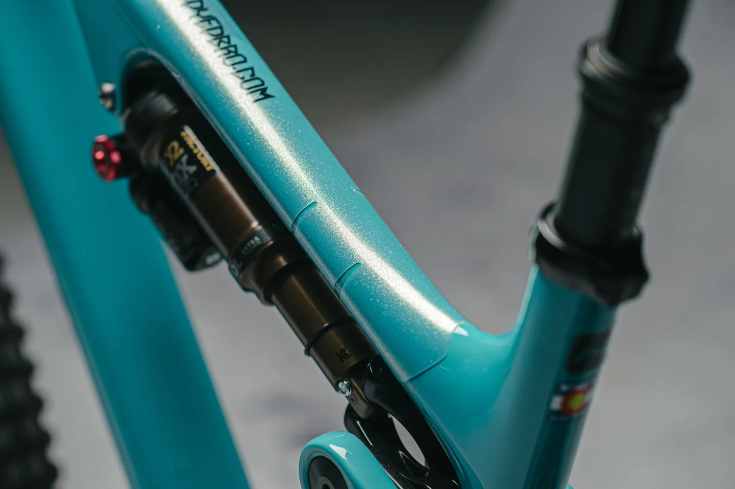 Dyedbro Glitter protezione telaio MTB trasparente gloss
