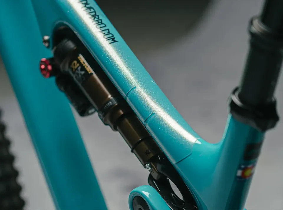 Dyedbro Glitter protezione telaio MTB trasparente gloss