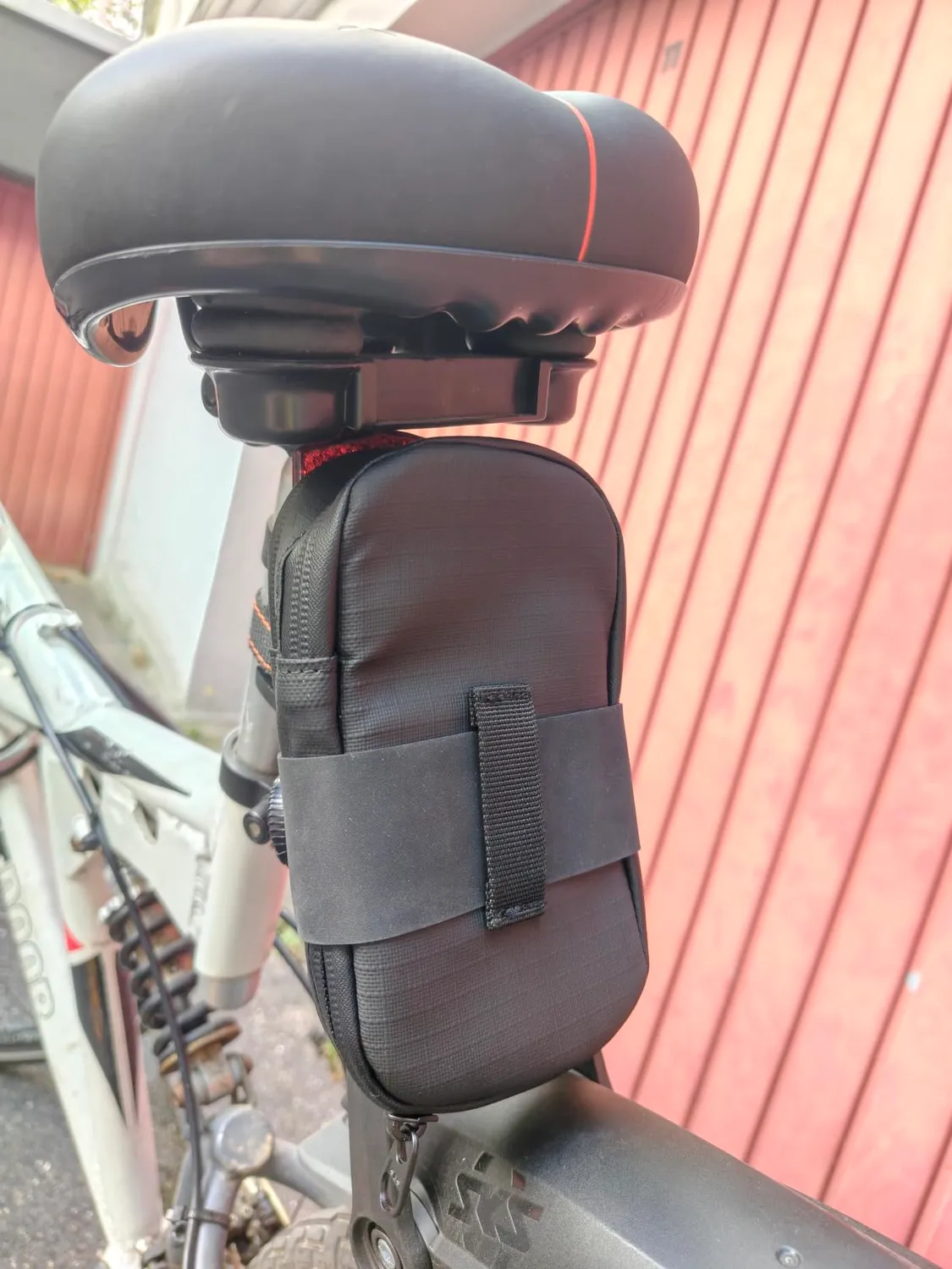 Borgen borsa sottosella bici nera S 120 g idrorepellente