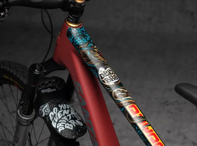 Dyedbro RRR protezione telaio MTB colorata opaca