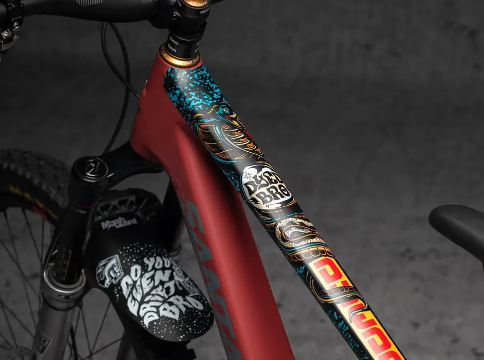 Dyedbro RRR protezione telaio MTB colorata opaca