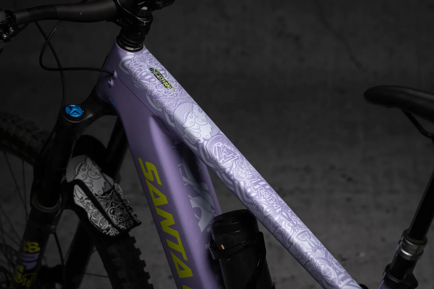 Dyedbro Viking e-Bike protezione telaio nera opaca