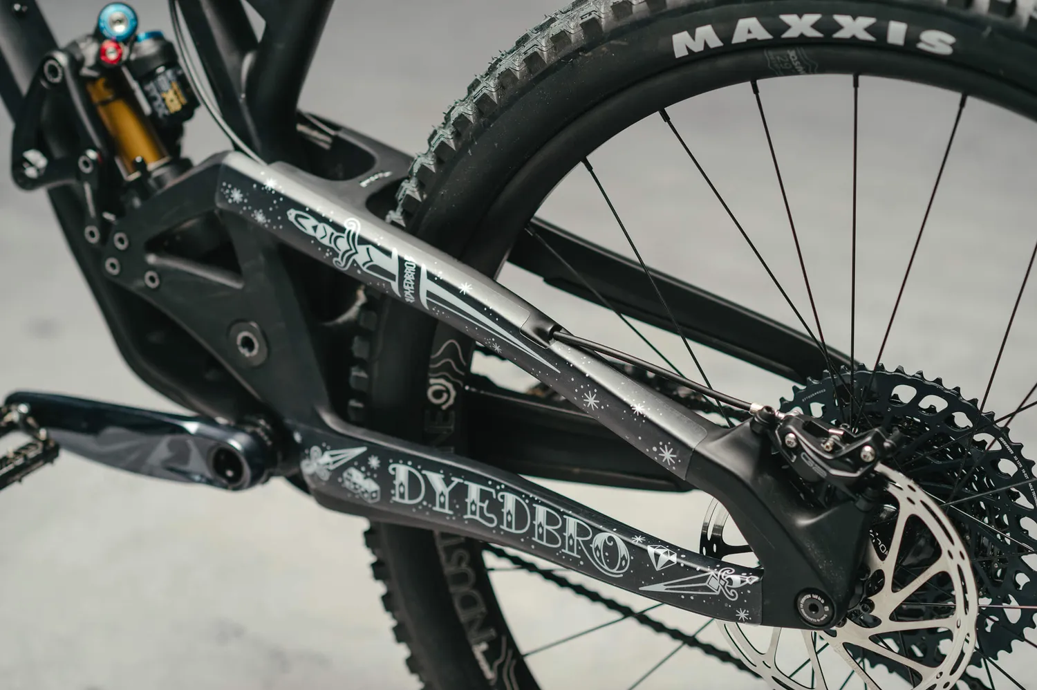 Dyedbro Old School Tattoo pellicola telaio Bianco opaca