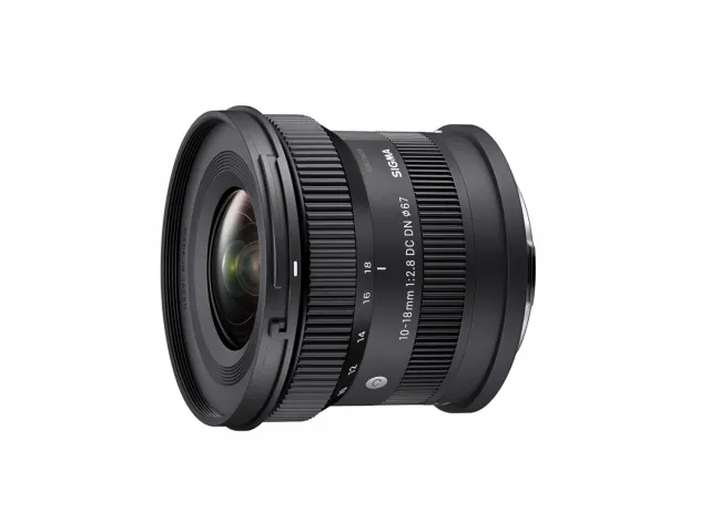 Sigma 10-18mm F2.8 DC DN Contemporary obiettivo Fuji X