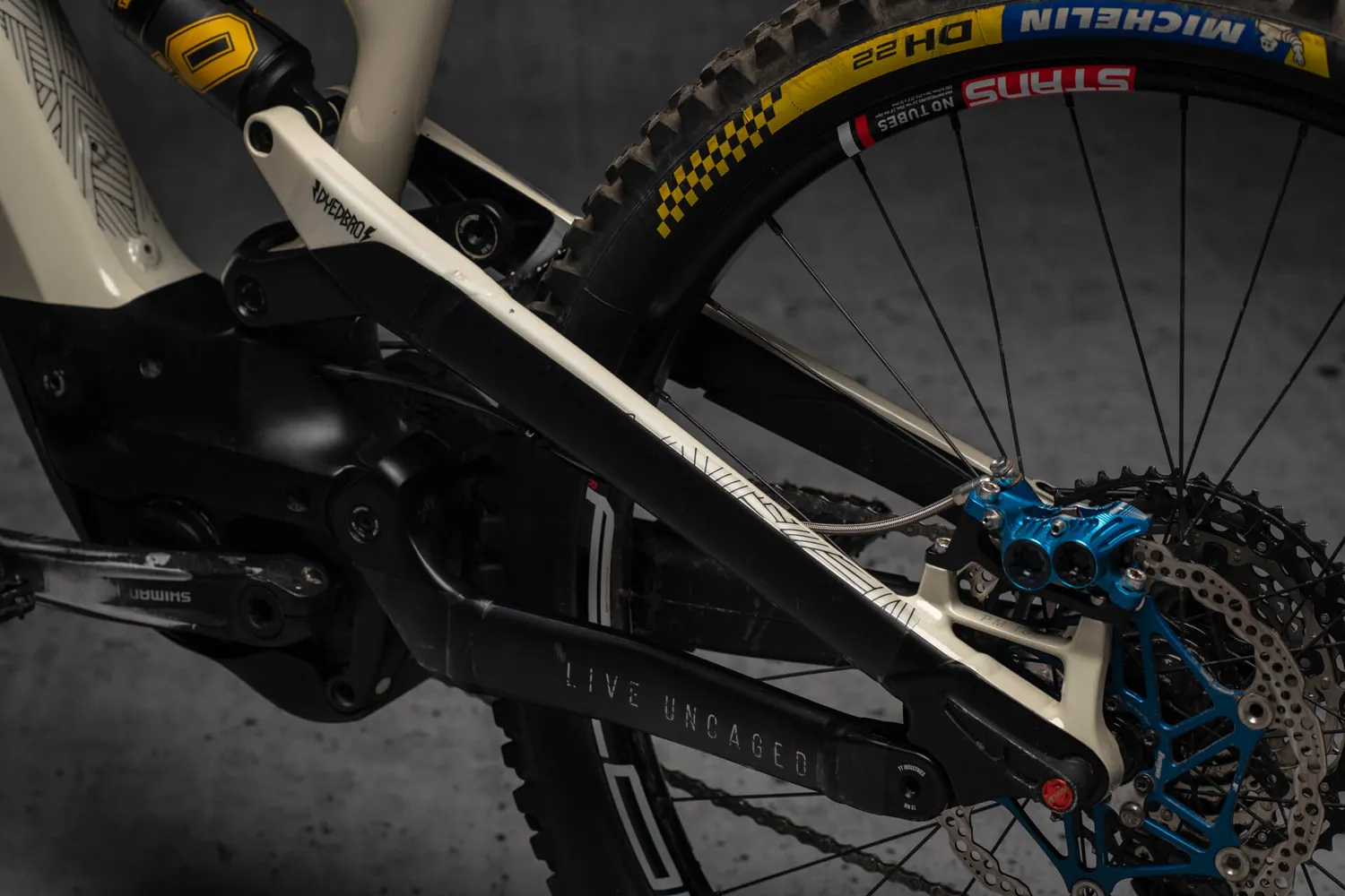 Dyedbro Stay Free protezione telaio e-bike nera opaca