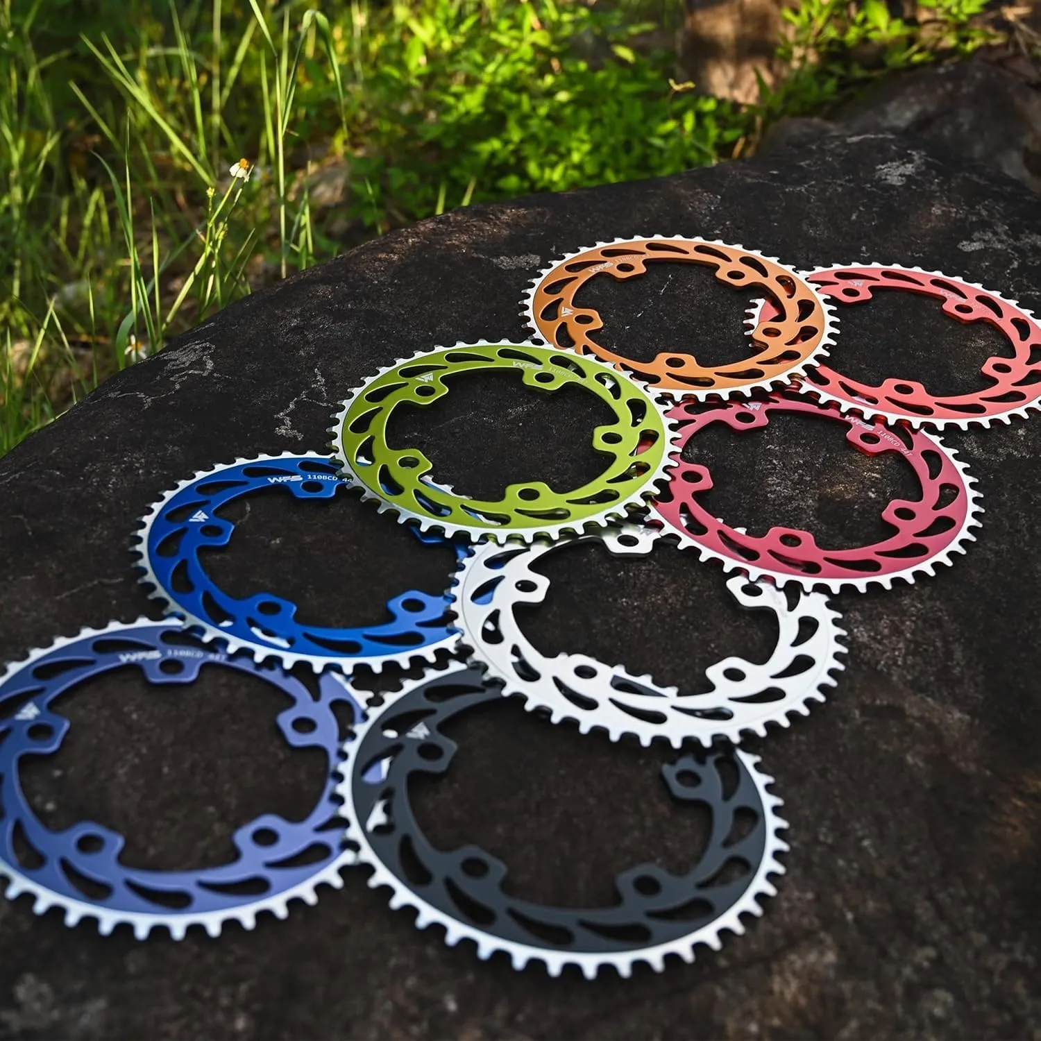 WFS Helix 44T corona singlespeed 110 BCD blu anodizzato
