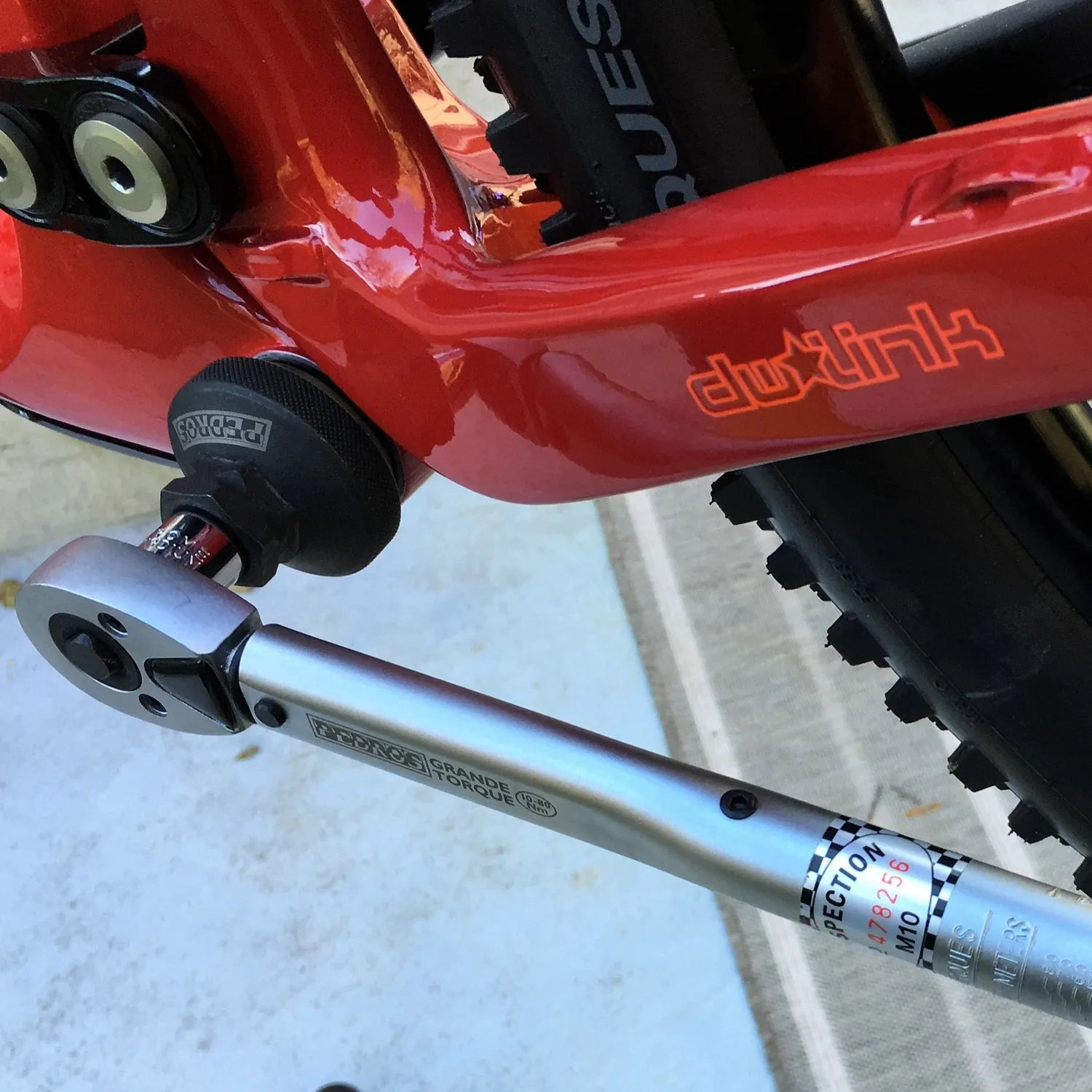 Pedro's External Bottom Bracket Bussola 16x44mm 16 Tacche