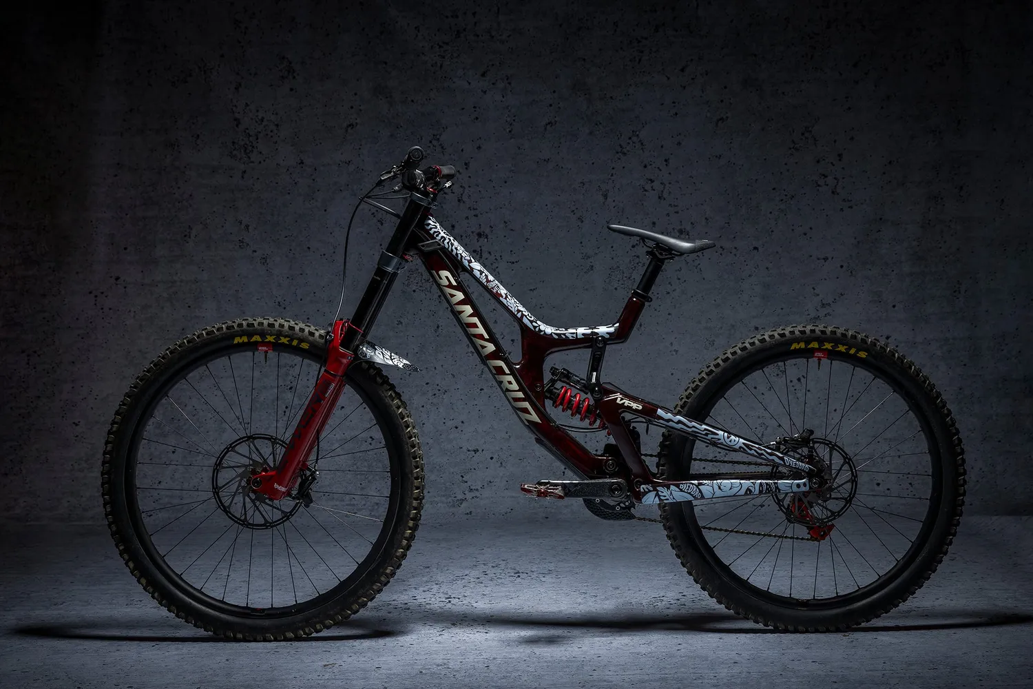 Dyedbro Victor Brousseaud protezione telaio MTB bianca