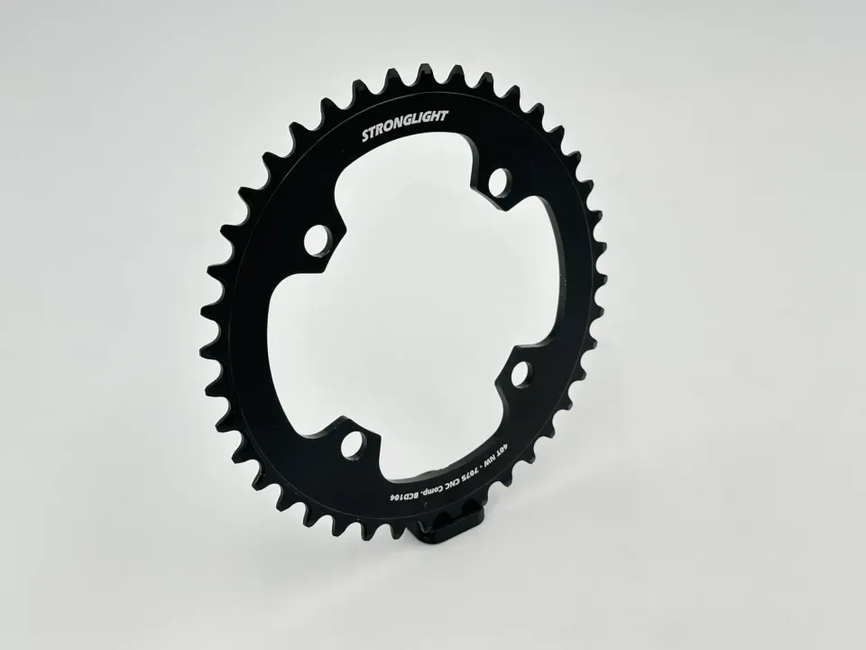 Stronglight corona BCD 104 mm 4 fori alluminio