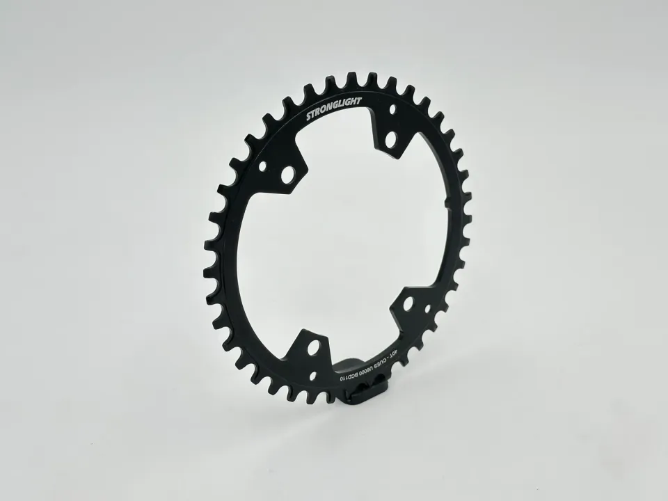Stronglight CUES U6000 corona compatibile Shimano nera