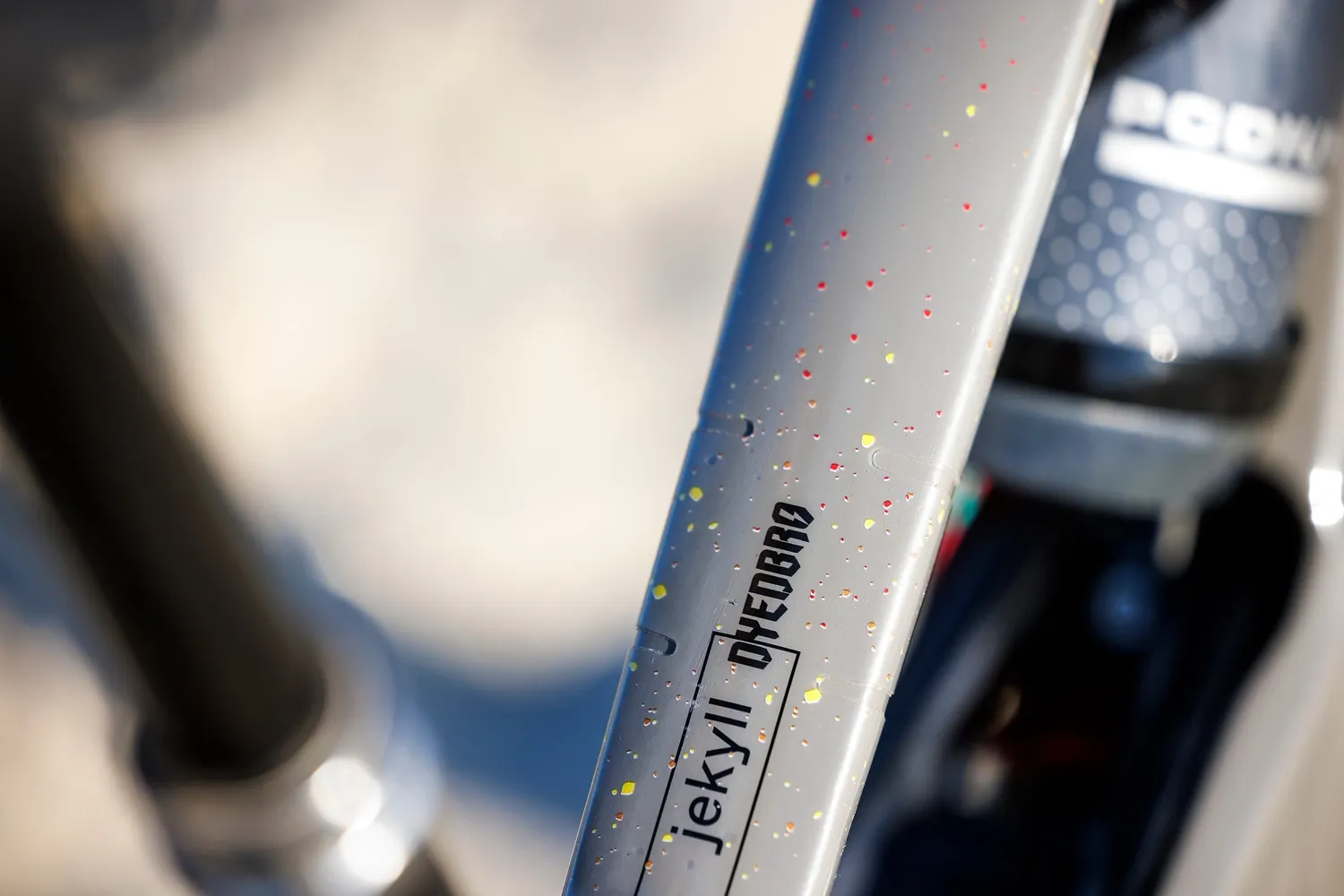 Dyedbro Speckled pellicola telaio mtb rossa 8 pezzi gloss