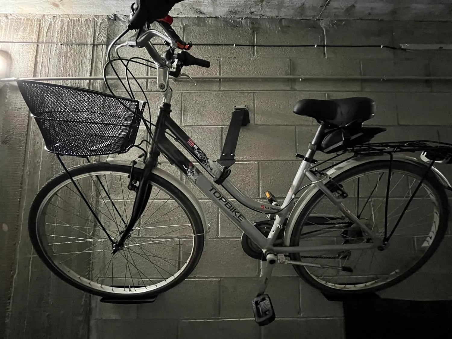 Borgen supporto bici muro gancio set 1 pezzo 32 kg